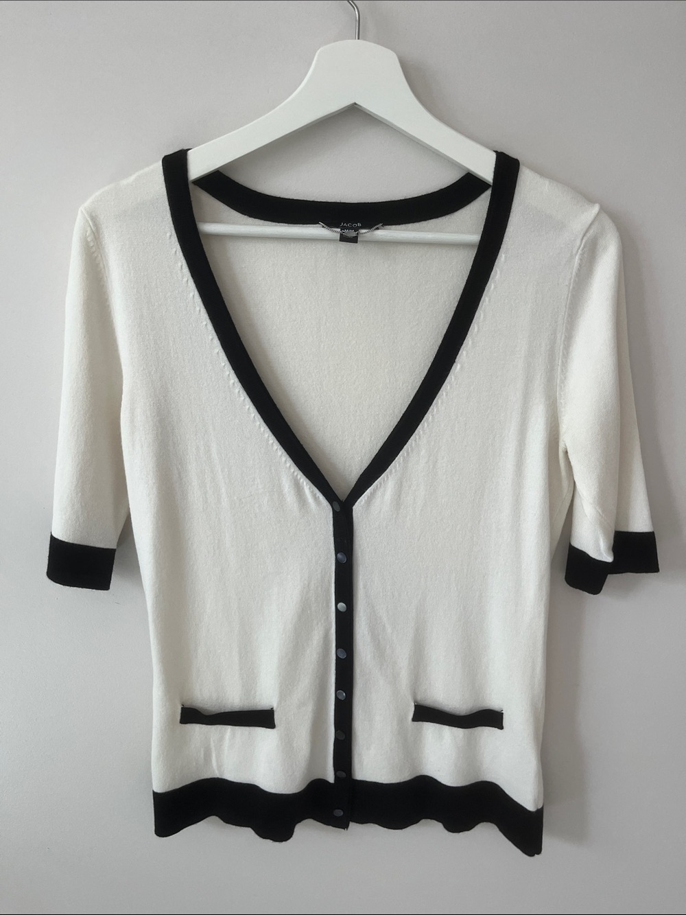 Jacob White and Black Trim V-Neck Cardigan Sweater - Classic Contrast  size M